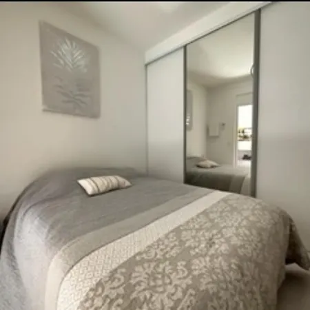 One Bedroom Behind Martinez